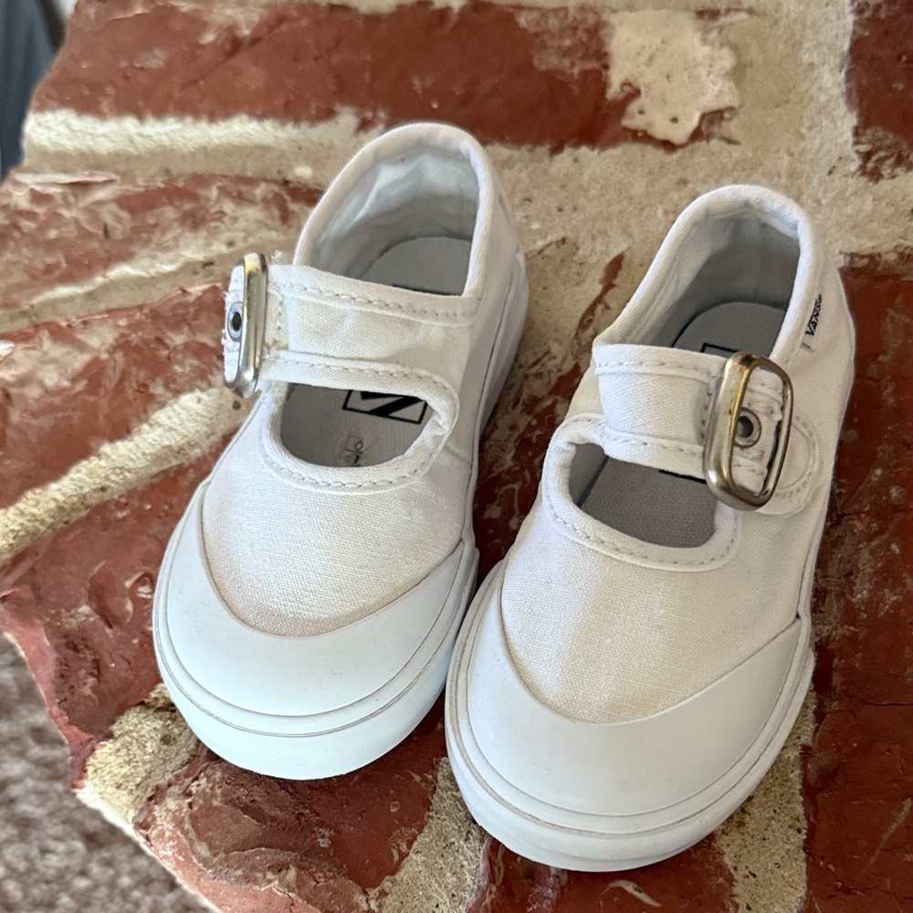 Vans White Toddler Shoes girls Mary Jane style - Picture 6 of 7